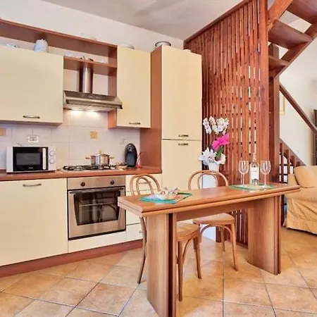 Alguereta House